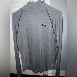 Underamour womens hooded pullover